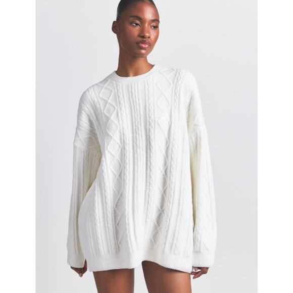 SKIMS Sweaters - Skims Cozy Cable Knit Oversized Crewneck Pullover PL-PLO-7112W Ivory L/XL
